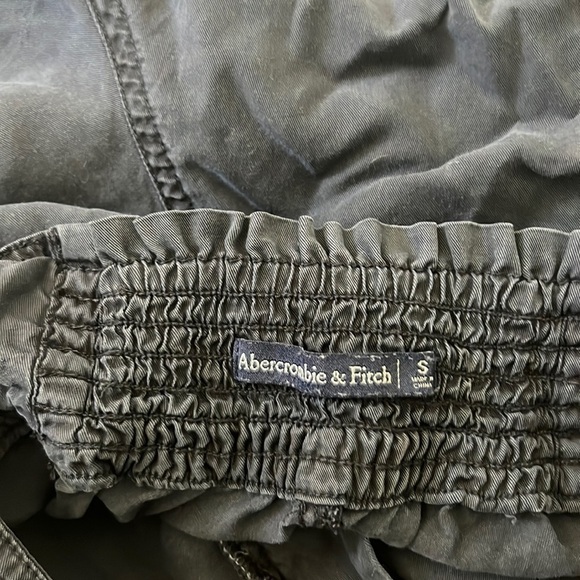 Abercrombie & Fitch women's shorts size small high Rise black washed lyocell - Picture 5 of 8